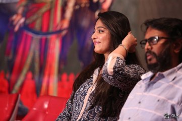 Rudramadevi Movie Release Press Meet